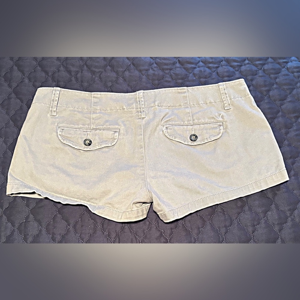 American Eagle Outfitters Shorts Grey. - Picture 5 of 5
